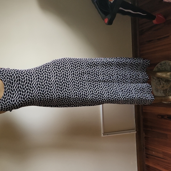 Vintage woman's dress - Picture 2 of 8